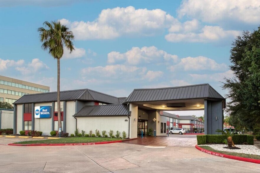 889 W Bay Area Blvd, Webster, TX à vendre - Photo de l’immeuble – Image 3 sur 29