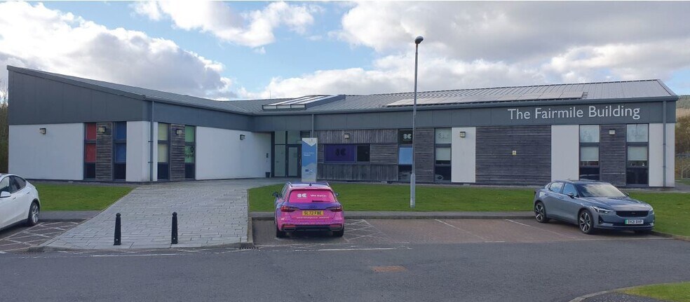 Highland Ave, Sandbank à vendre - Photo de l’immeuble – Image 1 sur 3