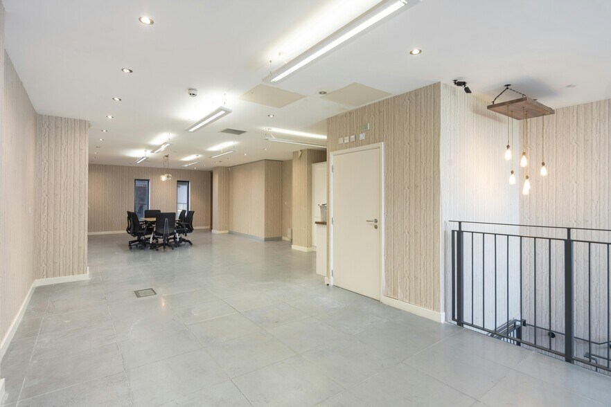 55-59 Eagle Wharf Rd, Londres à vendre - Photo de l’immeuble – Image 1 sur 16