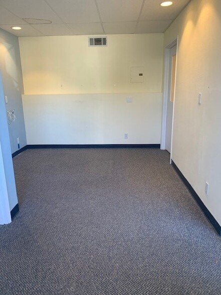 2030 Viborg Rd, Solvang, CA à louer - Photo de l’immeuble – Image 3 sur 24