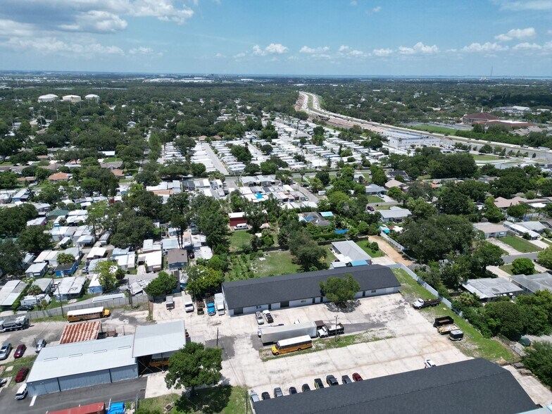 5601 Haines Rd, Saint Petersburg, FL à louer - Photo de l’immeuble – Image 2 sur 8