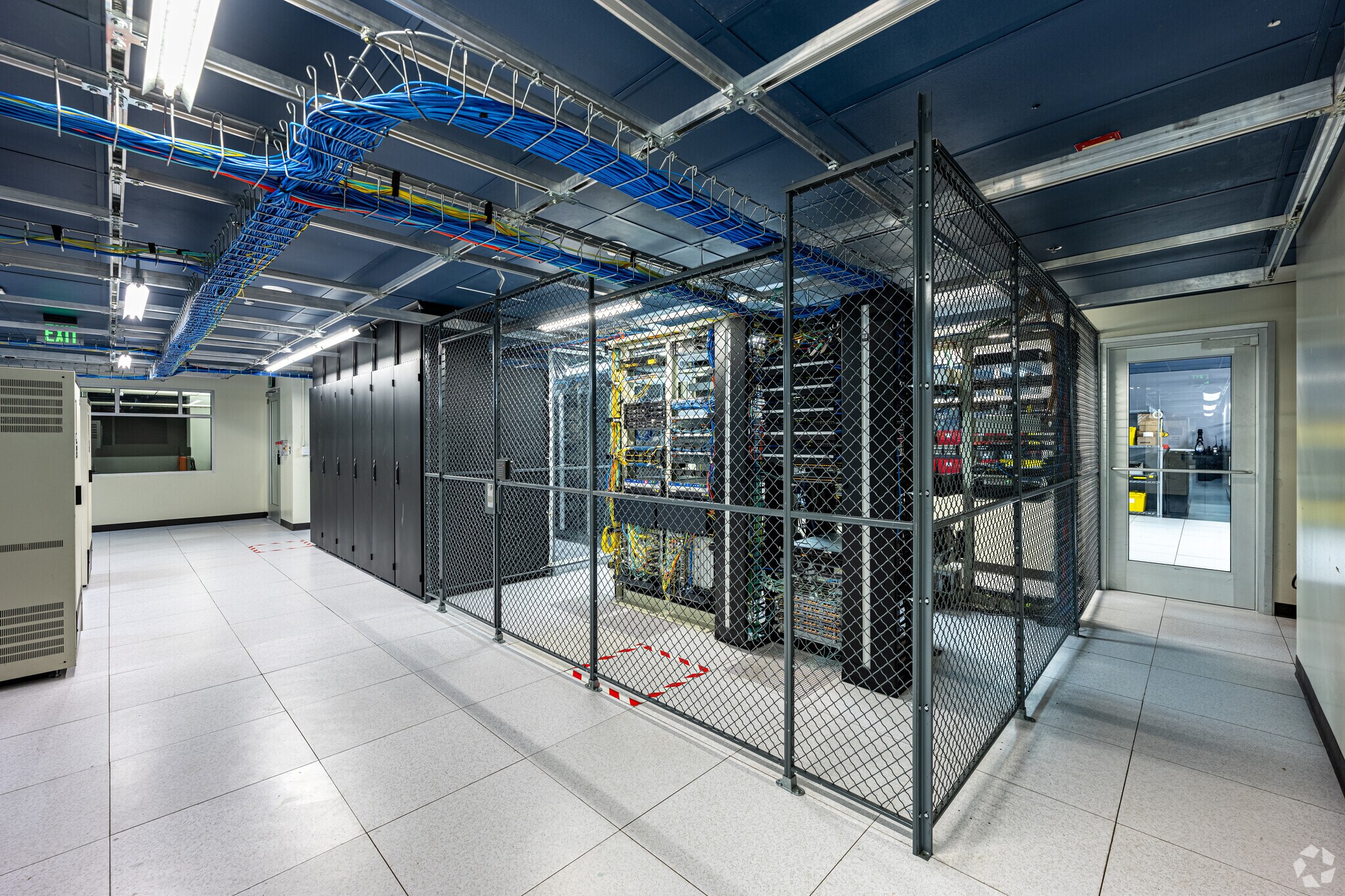 3250 Wilshire Blvd, Los Angeles, CA à louer Photo intérieure– Image 1 sur 36