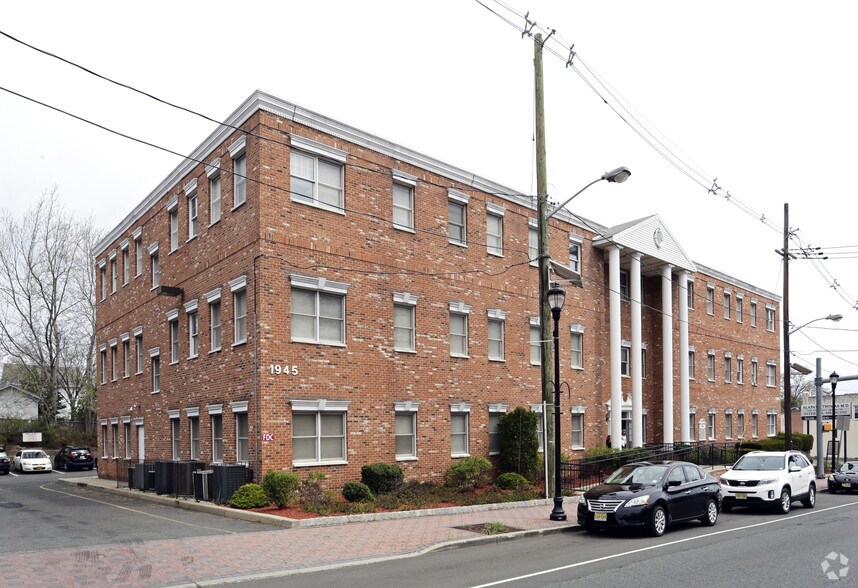 1945 Morris Ave, Union Township, NJ à louer - Photo principale – Image 1 sur 5