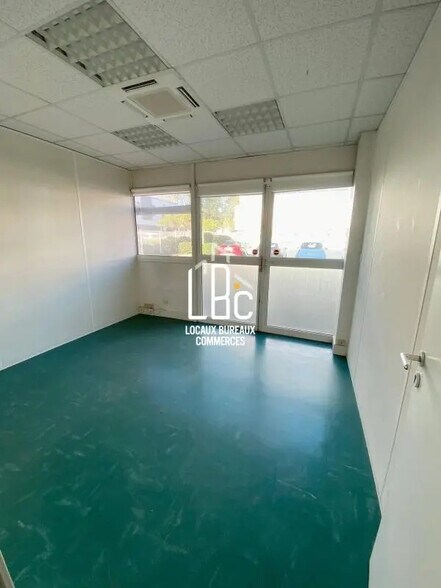 Bureau dans Nantes à louer - Photo de l’immeuble – Image 3 sur 12
