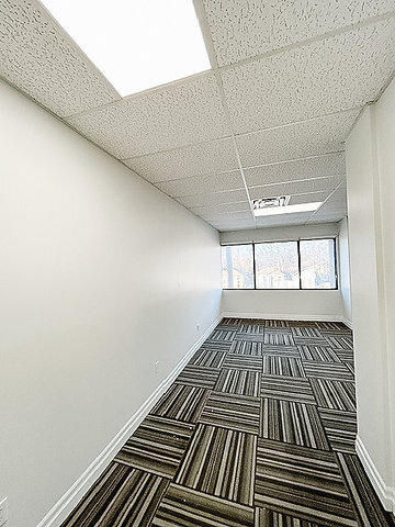 120 Wellington St, London, ON à louer - Photo de l’immeuble – Image 3 sur 4