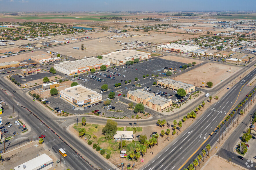 1407 Imperial Ave W, Calexico, CA à louer - Aérien – Image 3 sur 19