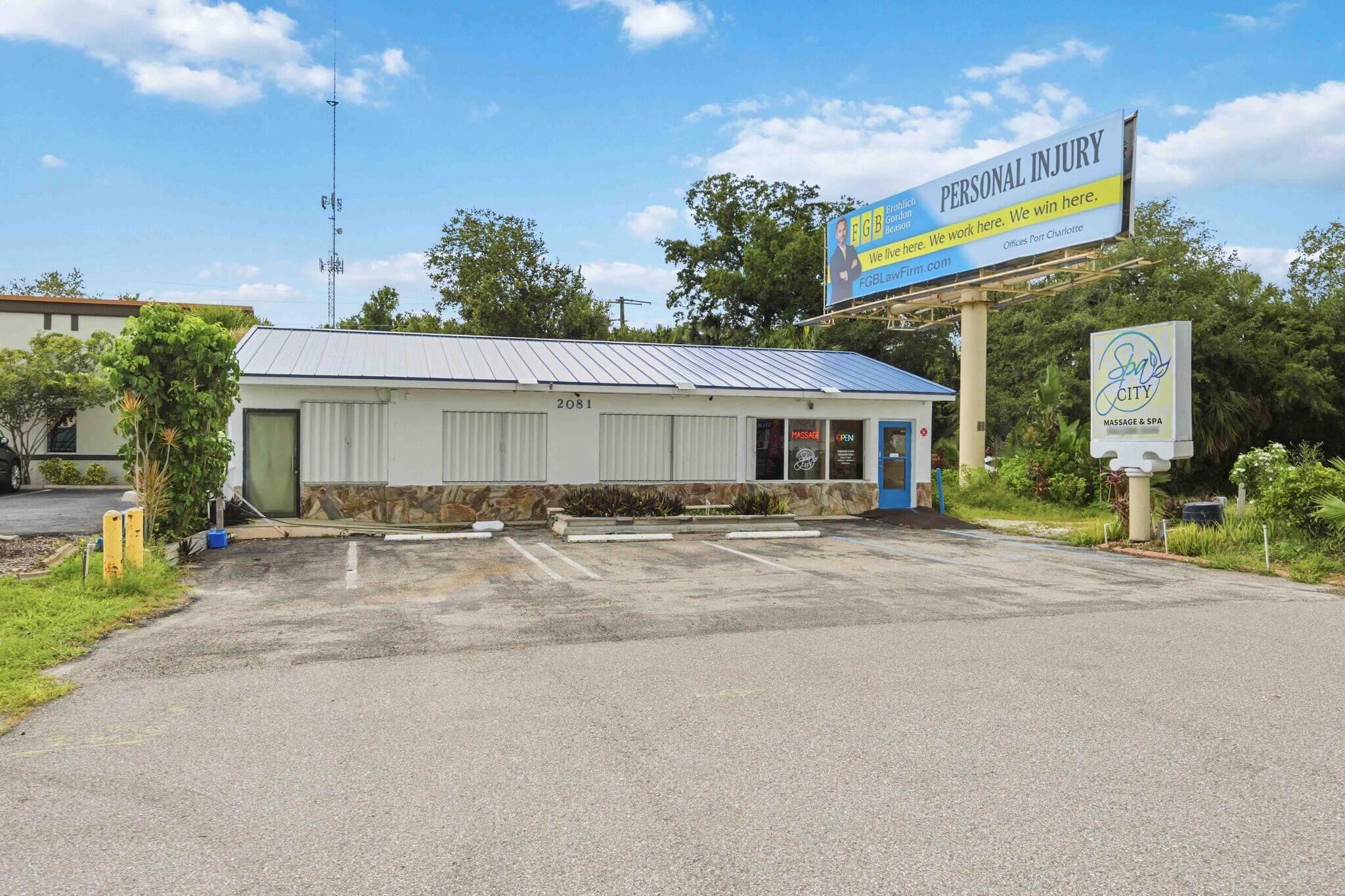 2081 Tamiami Trl, Port Charlotte, FL à vendre Photo de l’immeuble– Image 1 sur 36