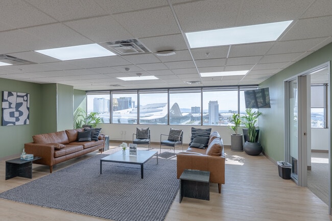 Plus de détails pour 101 Convention Center Dr, Las Vegas, NV - Coworking à louer