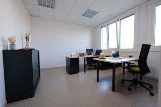 8 Rue De Madrid, Belfort à louer Photo intérieure– Image 1 sur 3