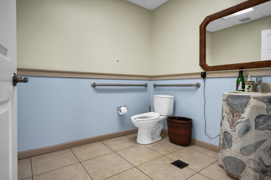 917 NW 31st Ave, Pompano Beach, FL à vendre - Photo de l’immeuble – Image 3 sur 34