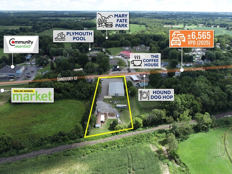 213 N Sandusky St, Plymouth, OH à vendre - Photo de l’immeuble – Image 3 sur 16