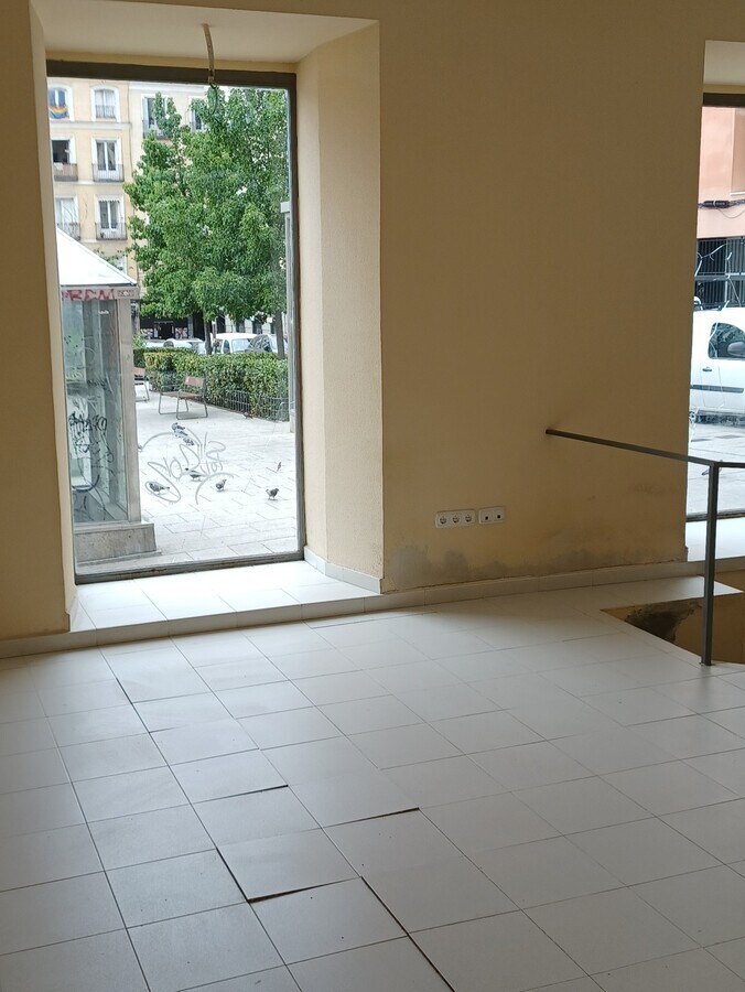 View Photo