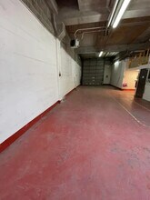 Industriel/Logistique dans Gennevilliers à louer Photo de l’immeuble– Image 1 sur 37