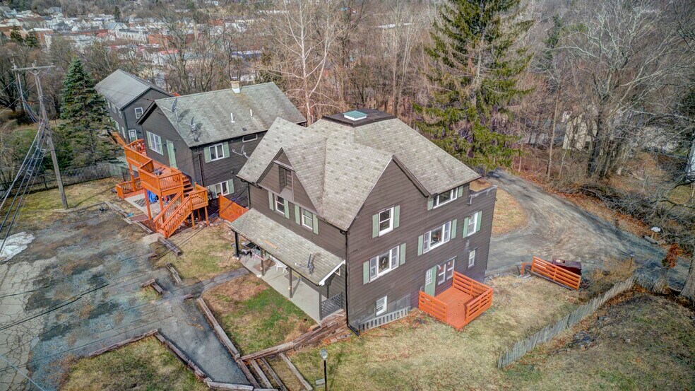 141 Bellemonte Ave, Hawley, PA à vendre - Photo de l’immeuble – Image 2 sur 118