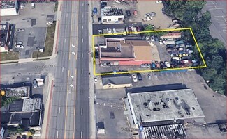 Plus de détails pour 2511 Middle Country Rd, Centereach, NY - Local commercial à vendre