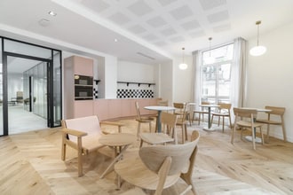 35 Rue Du Louvre, Paris à louer Photo intérieure– Image 2 sur 7