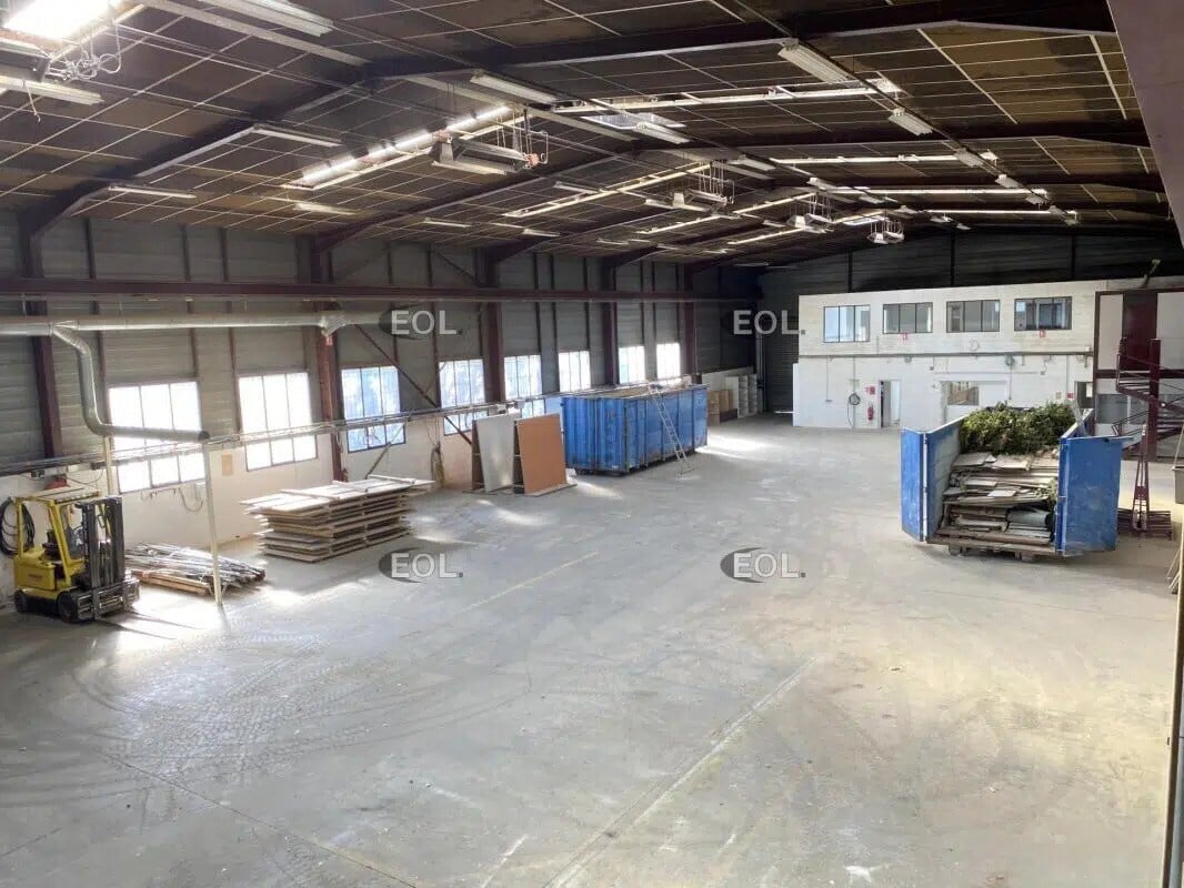 Industriel/Logistique dans Chassieu à louer Photo intérieure– Image 1 sur 15