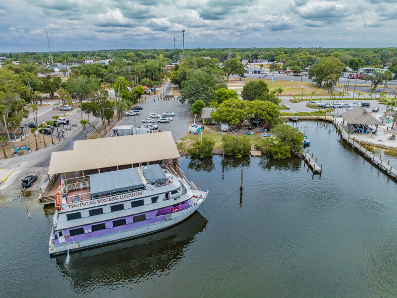 5428 Cotee Ave, Port Richey, FL à vendre - Photo de l’immeuble – Image 3 sur 38