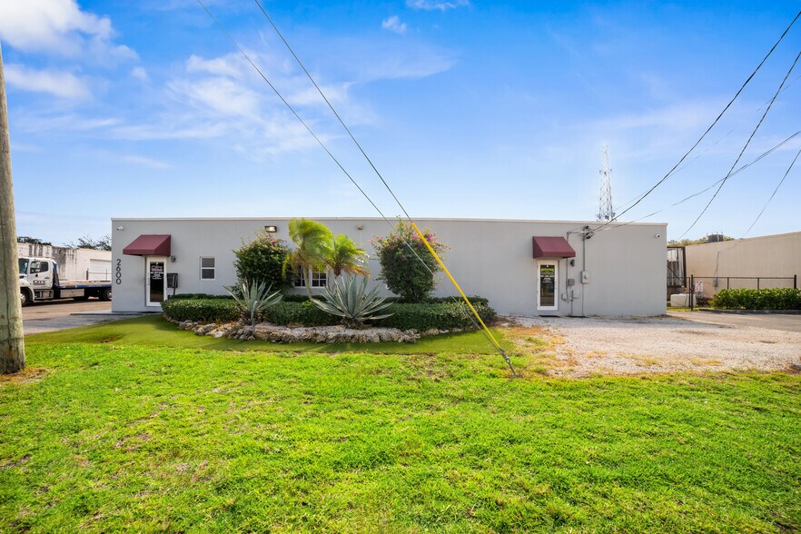 2600 NW 1st Ave, Boca Raton, FL à vendre - Photo de l’immeuble – Image 2 sur 8