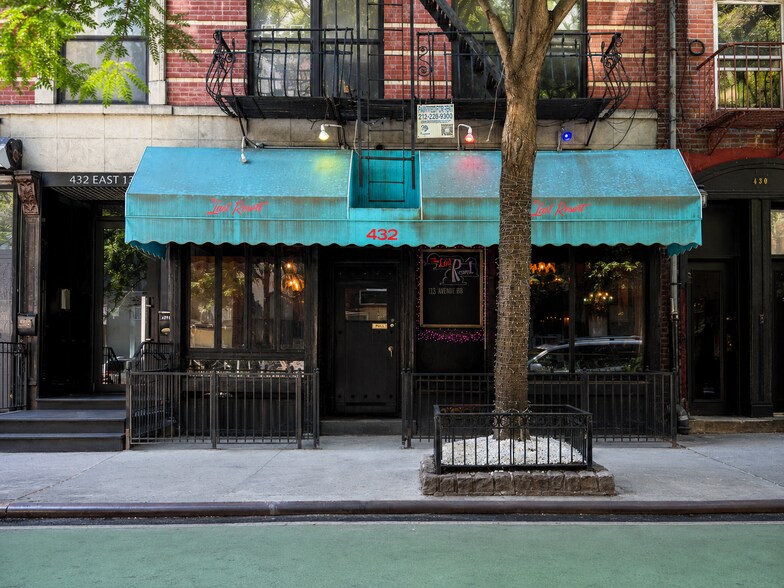432-434 E 13th St, New York, NY à louer - Photo de l’immeuble – Image 3 sur 13