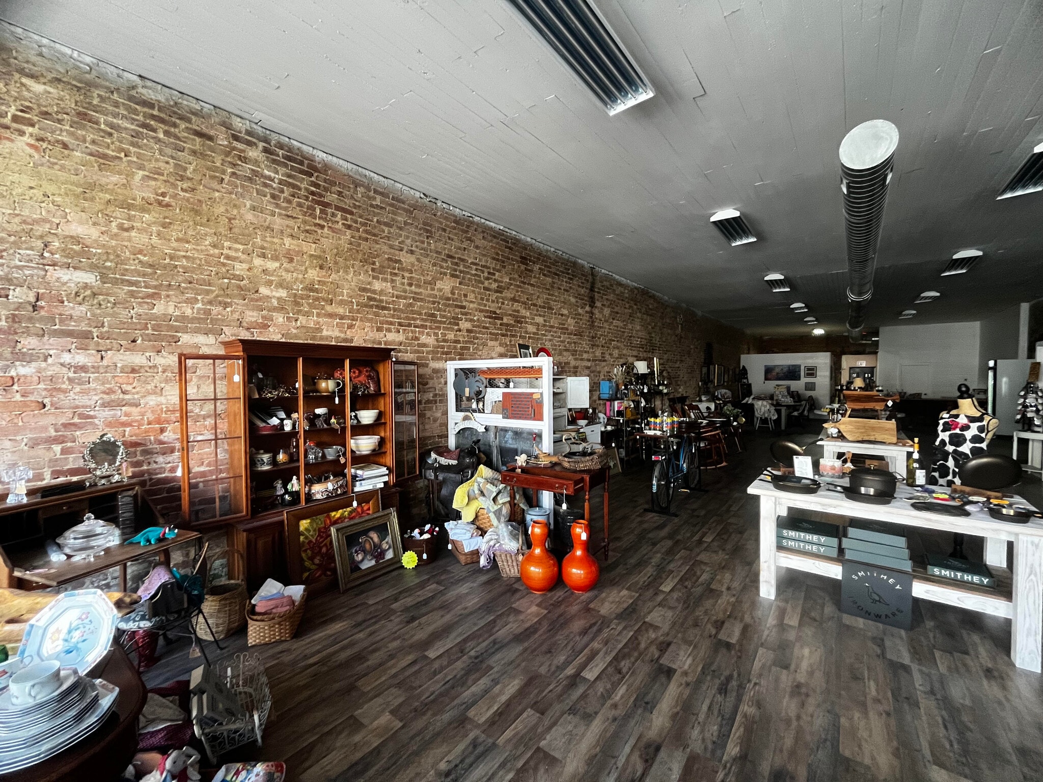 156 N Oak St, Batesburg-Leesville, SC à louer Photo principale– Image 1 sur 8