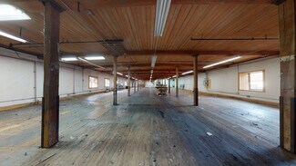 Plus de détails pour 119 R Foster St, Peabody, MA - Bureau, Industriel/Logistique à louer