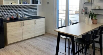 16-18 Rue De Londres, Paris à louer Photo intérieure– Image 2 sur 4