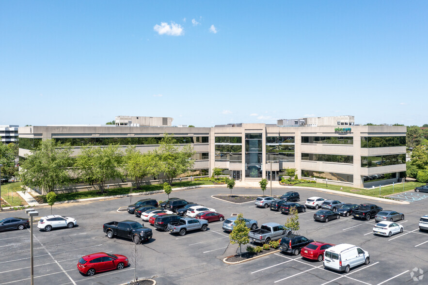 10 Lake Center Executive Pky, Marlton, NJ à louer - Photo de l’immeuble – Image 1 sur 4