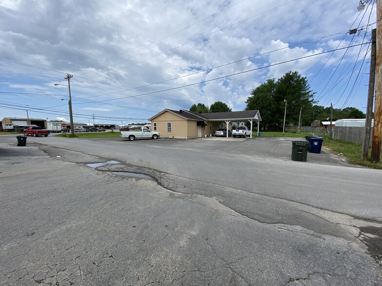 380 Barbourville Rd, London, KY à vendre - Photo de l’immeuble – Image 3 sur 5