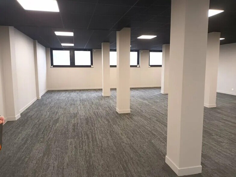 Bureau dans Le Havre à louer - Photo de l’immeuble – Image 2 sur 5