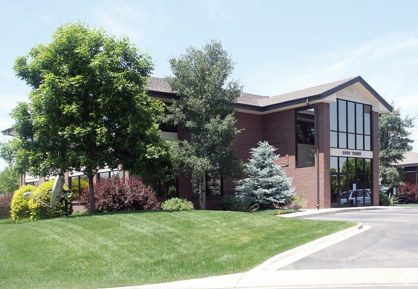 2050 Terry St, Longmont, CO à vendre - Photo de l’immeuble – Image 1 sur 4