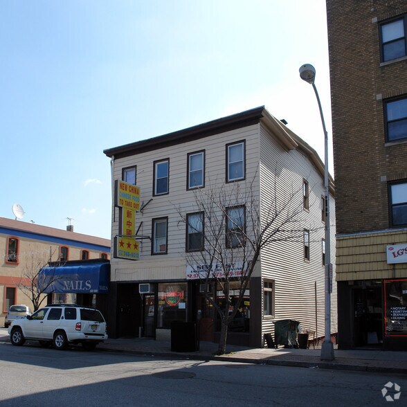 279 Glenwood Ave, Bloomfield, NJ à vendre - Photo de l’immeuble – Image 2 sur 5