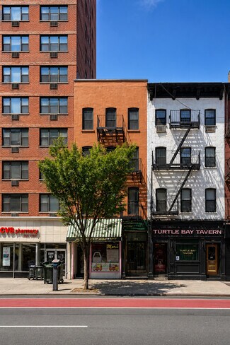 Plus de détails pour 973 2nd Ave, New York, NY - Logement à vendre