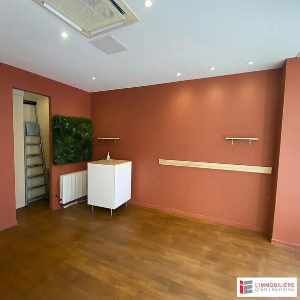 Local commercial dans Rennes à louer - Photo intérieure – Image 2 sur 7