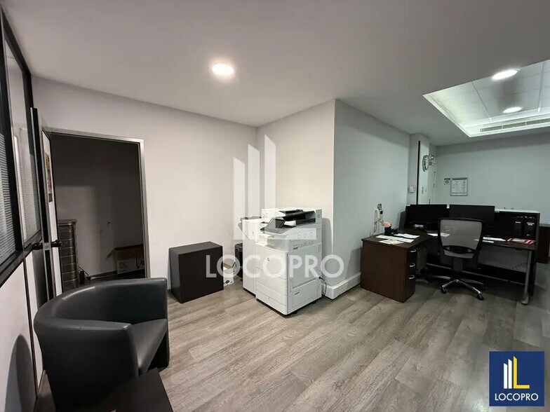 Bureau dans Valbonne à vendre - Photo intérieure – Image 2 sur 13