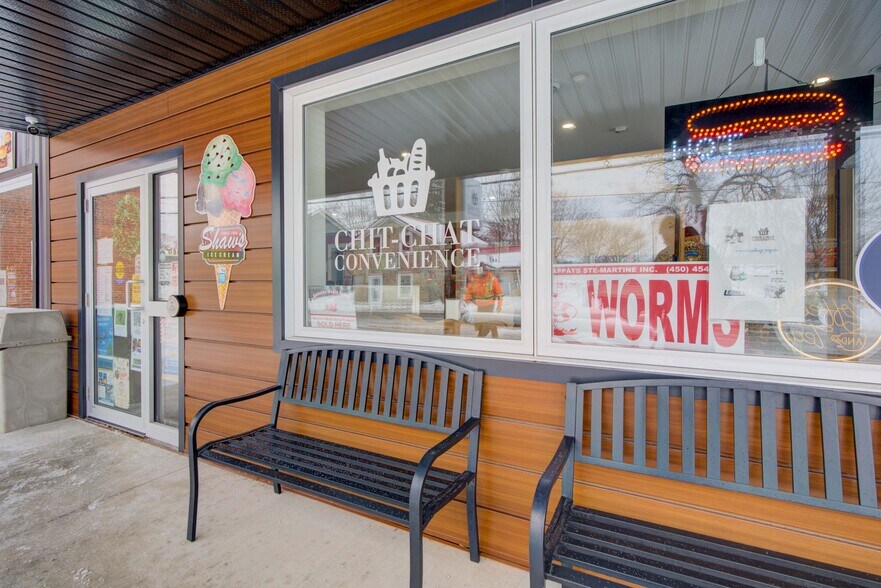 25 Main St W, Lyn, ON à vendre - Photo de l’immeuble – Image 3 sur 50