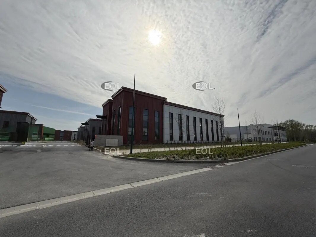 Local d’activités dans Serris à louer Photo de l’immeuble– Image 1 sur 13