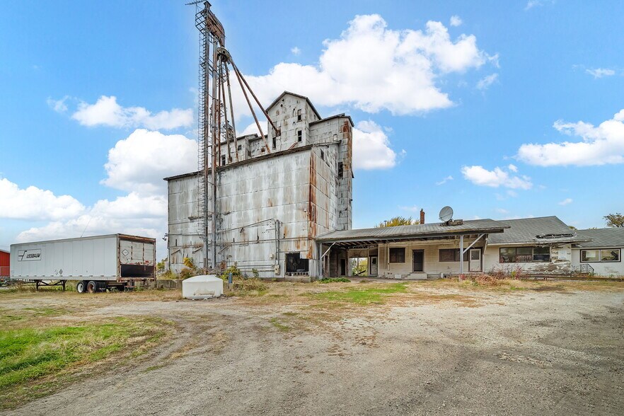 604 South St, Mazon, IL à vendre - Photo de l’immeuble – Image 2 sur 34