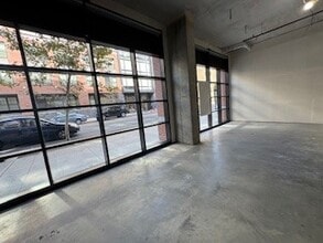 630-673 Chapel St, New Haven, CT à louer Photo intérieure– Image 1 sur 6