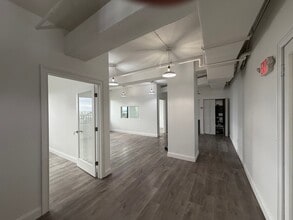 105 S Narcissus Ave, West Palm Beach, FL à louer Photo intérieure– Image 1 sur 7