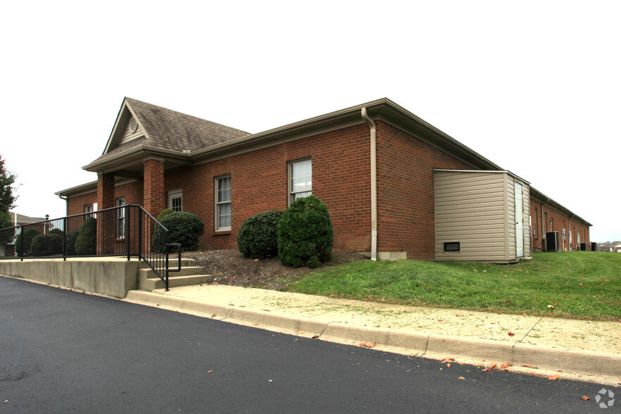 370 Highland Park Dr, Richmond, KY à louer - Photo de l’immeuble – Image 2 sur 3