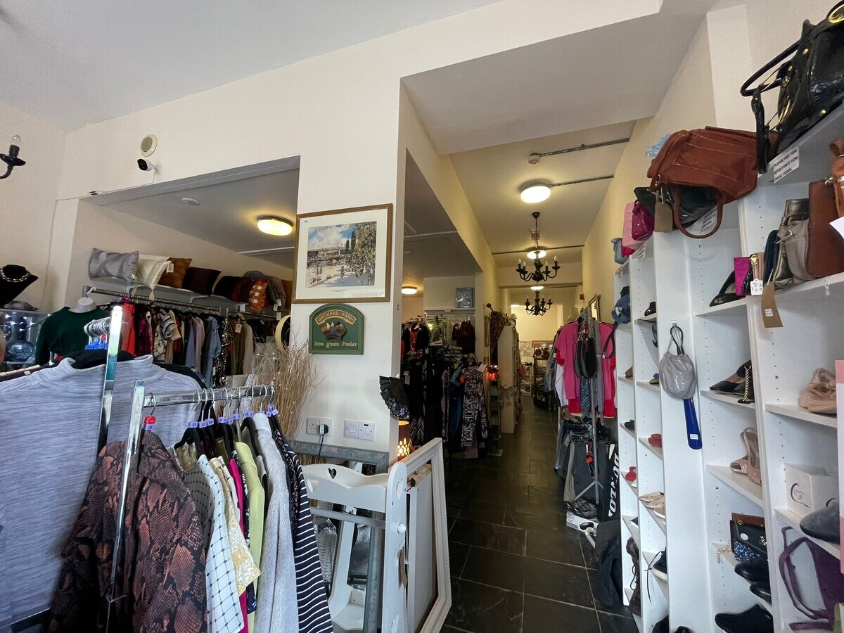 55-59 Main St, Alford, ABD AB33 8PX - Lot 59 - - Photo intérieure - Image 2 of 2