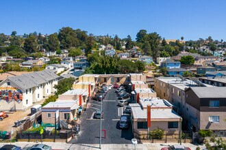 8100 MacArthur Blvd, Oakland, CA - VUE AÉRIENNE vue de carte - Image1