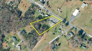 800 S Mountain St, Cherryville, NC - Vue aérienne  vue de carte