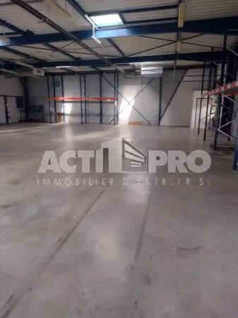 Plus de détails pour Industriel/Logistique à vendre