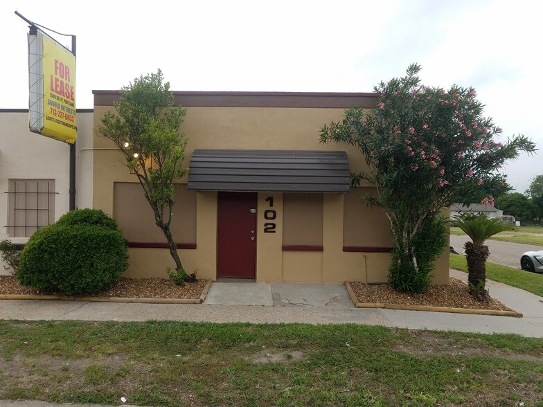 102 6th St S, Texas City, TX à louer - Photo principale – Image 1 sur 31