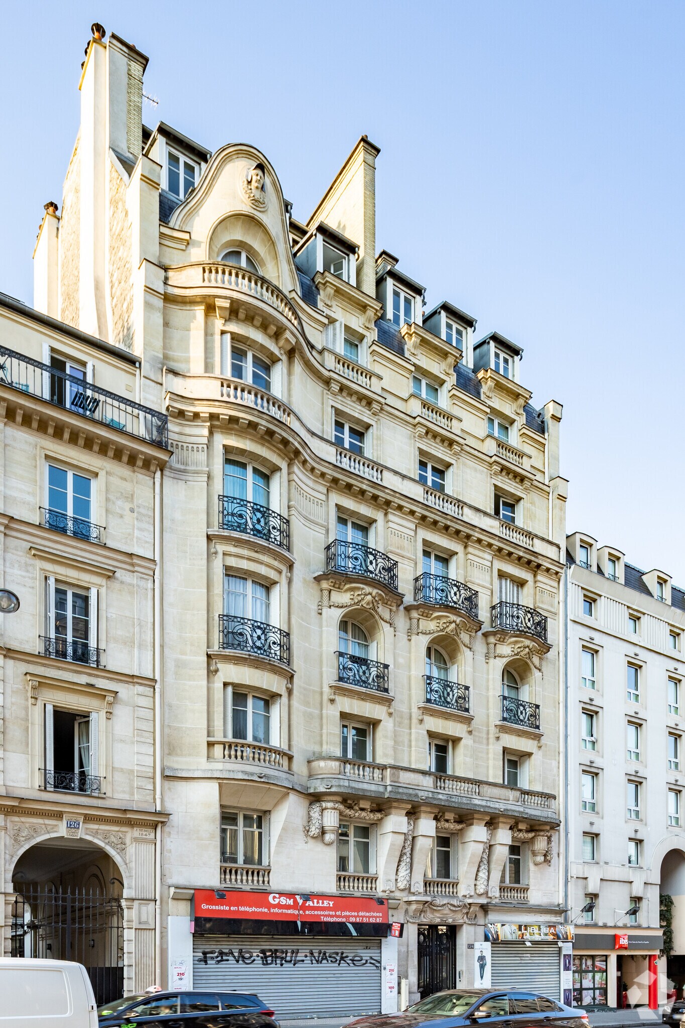 Local commercial dans Paris à louer Photo principale– Image 1 sur 2