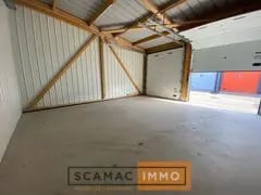 Industriel/Logistique dans Marignane à louer - Photo de l’immeuble – Image 2 sur 4