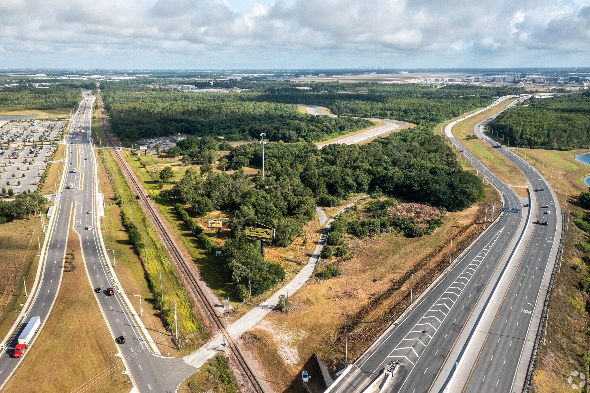 12401 Boggy Creek Rd, Orlando, FL à vendre Photo principale– Image 1 sur 14
