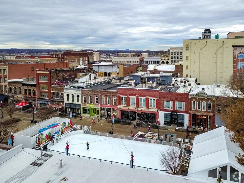 17 Market Sq, Knoxville, TN à vendre - Photo principale – Image 2 sur 91